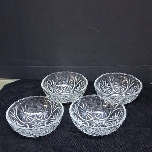 Anchor Hocking Starburst Medallion 4.5"  vintage 1960's berry bowls - 4